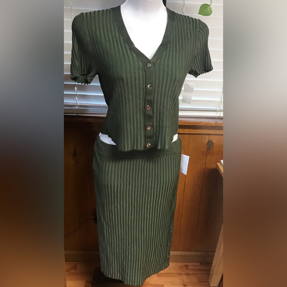 2 Piece Ribbed Knit V Neck Crop Top and High Waist MIDI, Bodycon Pencil Skirt